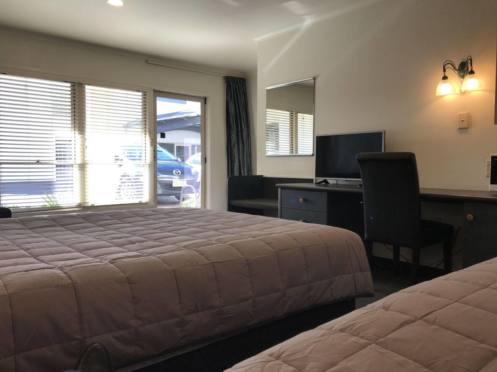 Pacific Harbour Motor Inn ギズボーン エクステリア 写真