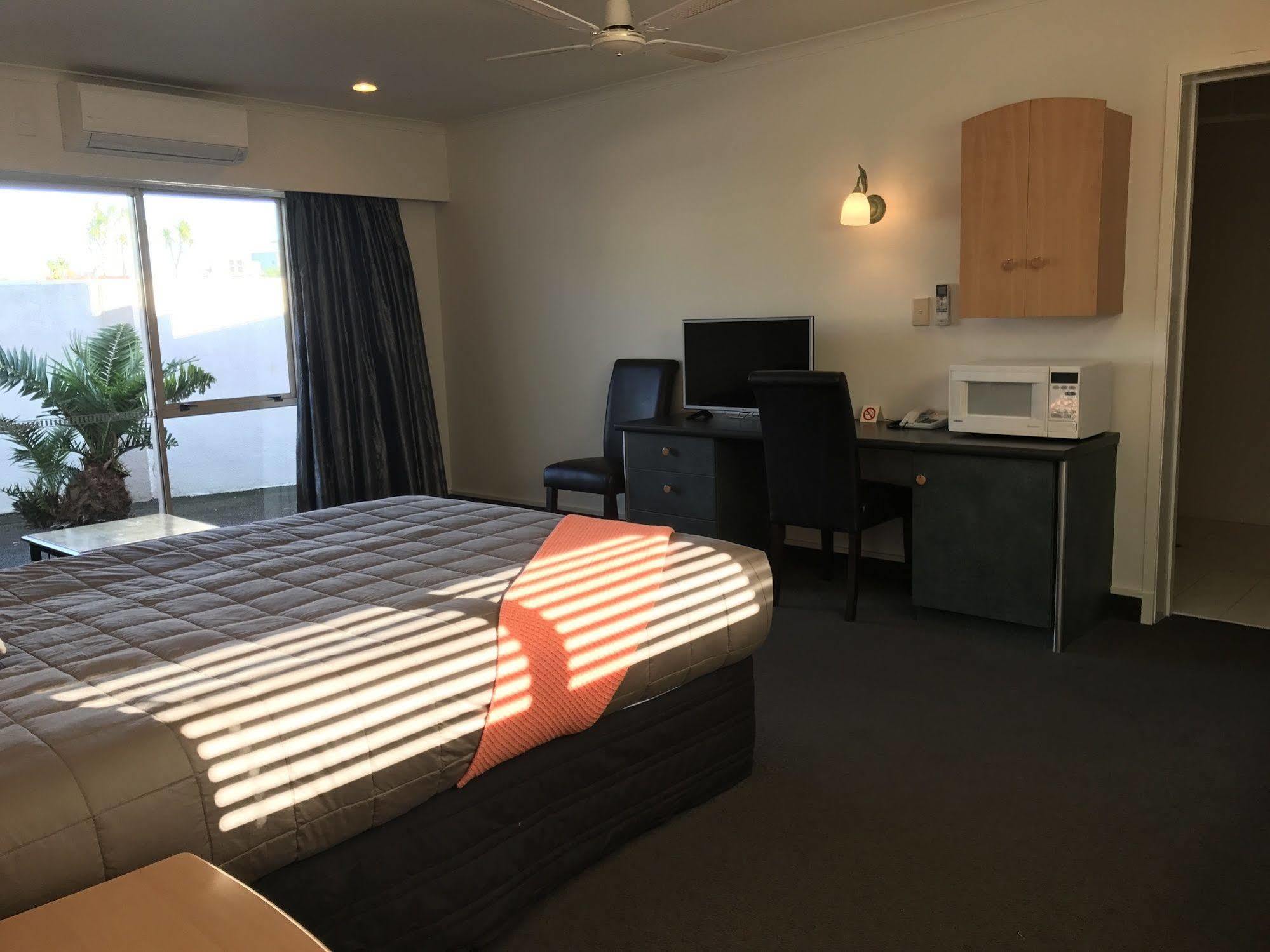 Pacific Harbour Motor Inn ギズボーン エクステリア 写真
